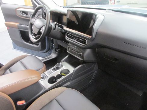 Used 2025 Ford Bronco Sport Outer Banks w/ Outer Banks Tech Package+ image 23