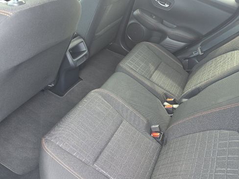 Used 2024 Honda HR-V Sport image 12
