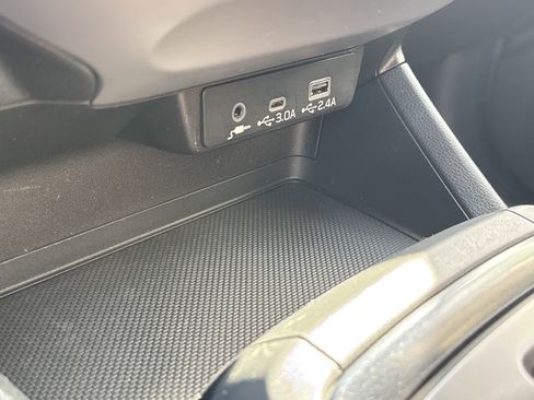 Used 2026 Subaru Crosstrek 2.0i Premium image 33