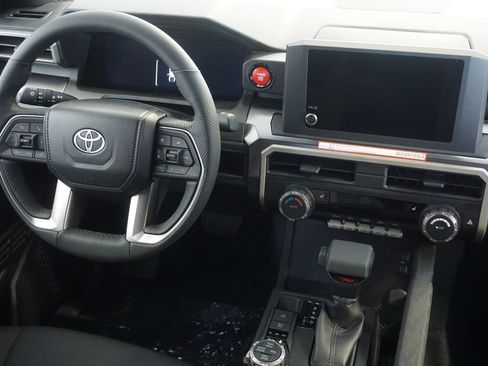 New 2026 Toyota Tacoma TRD Off-Road AWD/4WD image 28
