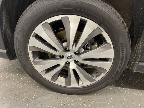 Used 2021 Subaru Ascent Limited w/ Technology Package image 21