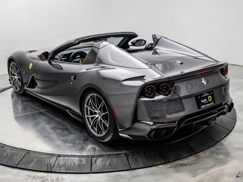 Used 2023 Ferrari 812 GTS RWD image 14