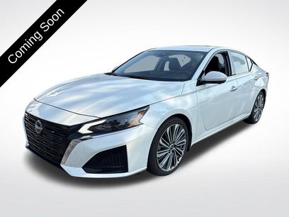 Used 2023 Nissan Altima 2.5 SL