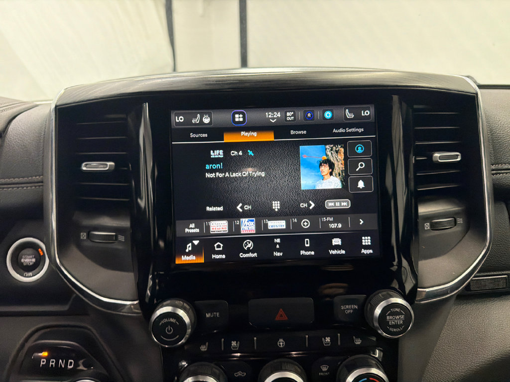 Used 2024 RAM 1500 Laramie RWD image 28