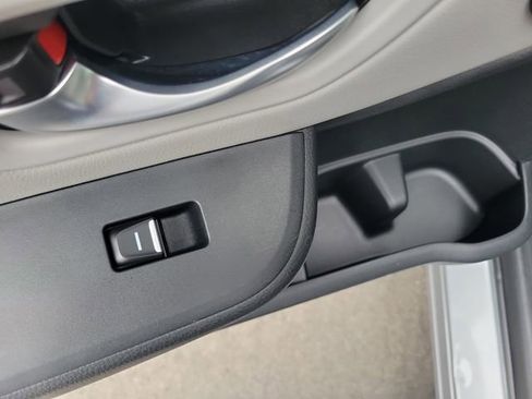 Certified 2025 Honda Pilot EX-L image 21