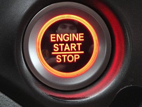 Used 2020 Honda Pilot EX image 30