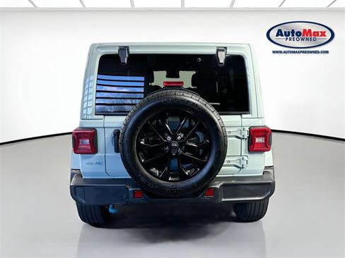 Used 2024 Jeep Wrangler Unlimited Sahara image 7