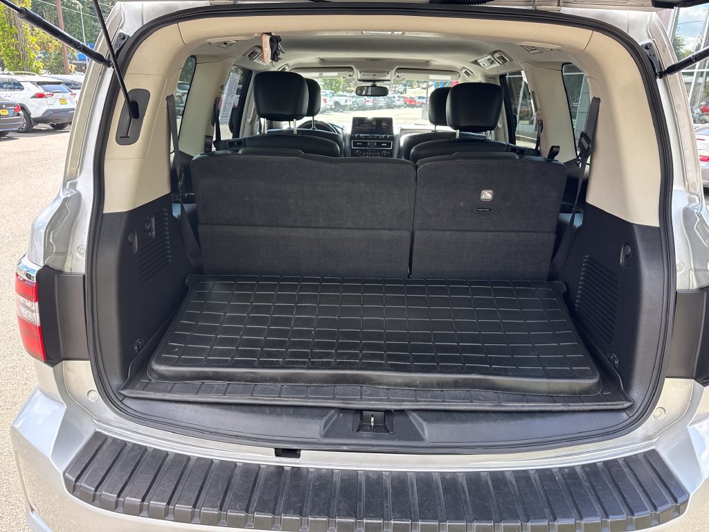 Used 2021 Nissan Armada SL w/ Captain's Chairs Package AWD/4WD image 14