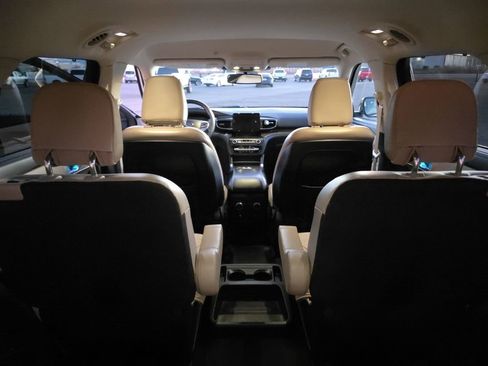 Used 2020 Ford Explorer Limited w/ Class III Trailer Tow Package image 31