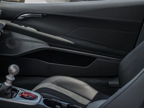 New 2025 Lotus Emira image 19