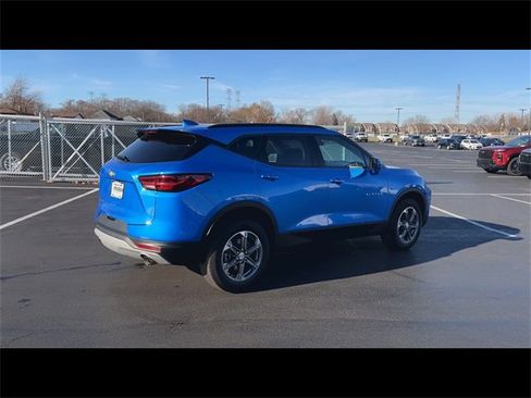 Certified 2024 Chevrolet Blazer LT w/ Convenience Package image 8