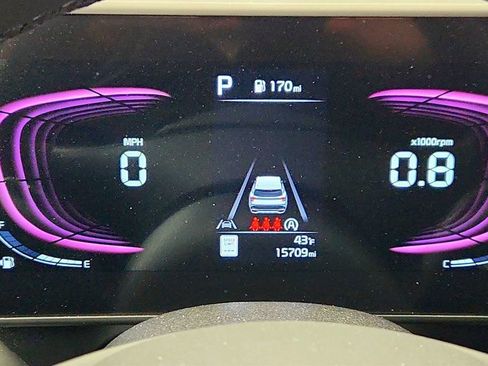 Used 2025 Kia Sportage EX image 14