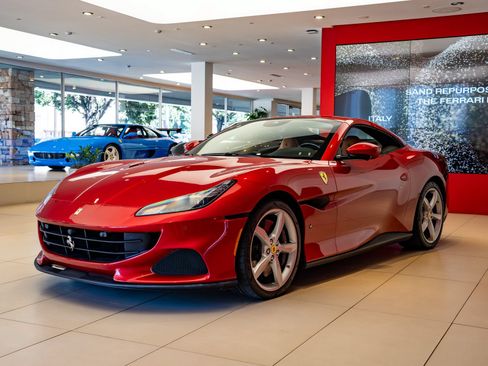 Used 2022 Ferrari Portofino M RWD image 34