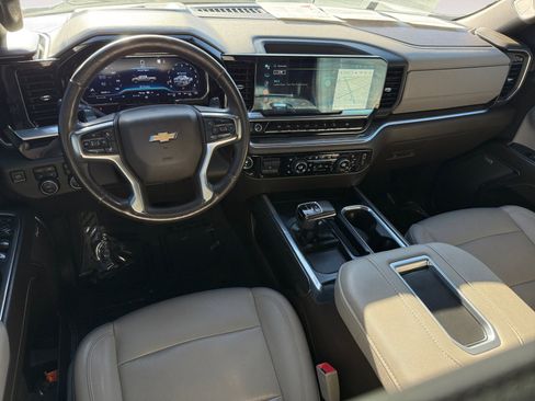Used 2022 Chevrolet Silverado 1500 LTZ image 15