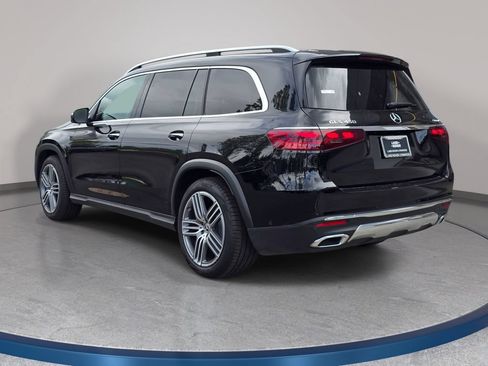 Used 2025 Mercedes-Benz GLS 450 4MATIC image 8