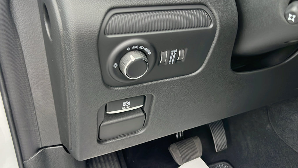New 2026 Jeep Grand Wagoneer L 4WD image 11