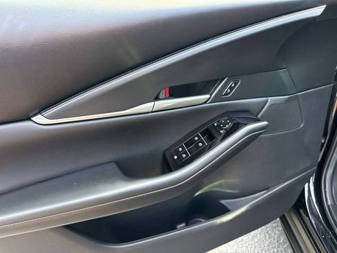 Certified 2025 MAZDA CX-30 AWD 2.5 S w/ Select Sport Pkg image 21