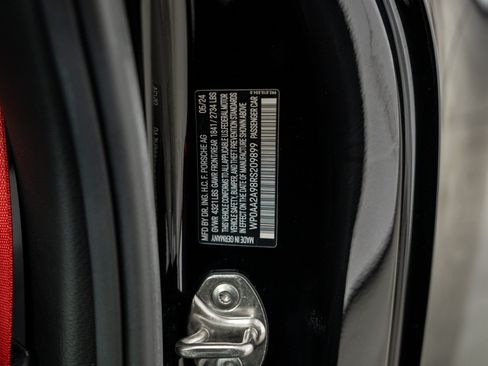 Used 2024 Porsche 911 Carrera T RWD image 19