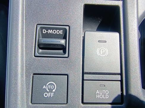 New 2026 Nissan Sentra SV w/ SV Convenience Package FWD image 17