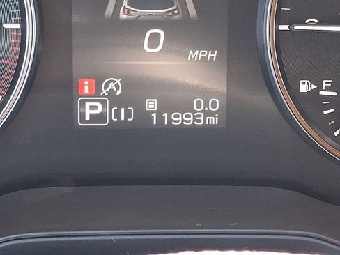 Used 2024 Subaru Crosstrek 2.5i Wilderness w/ Crosstrek Mirror Package image 19