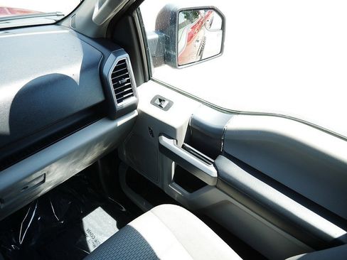 Used 2015 Ford F150 XLT w/ Equipment Group 302A Luxury AWD/4WD image 24