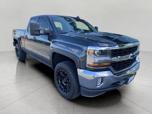Used 2018 Chevrolet Silverado 1500 LT w/ Max Trailering Package AWD/4WD image 1
