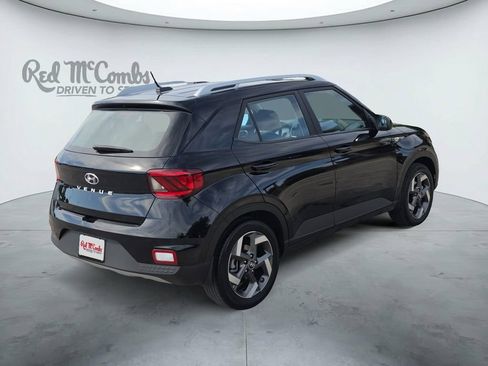 Certified 2024 Hyundai Venue SEL FWD image 5