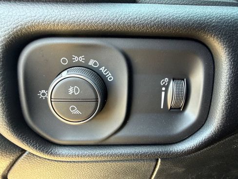 New 2026 RAM 2500 Big Horn AWD/4WD image 23