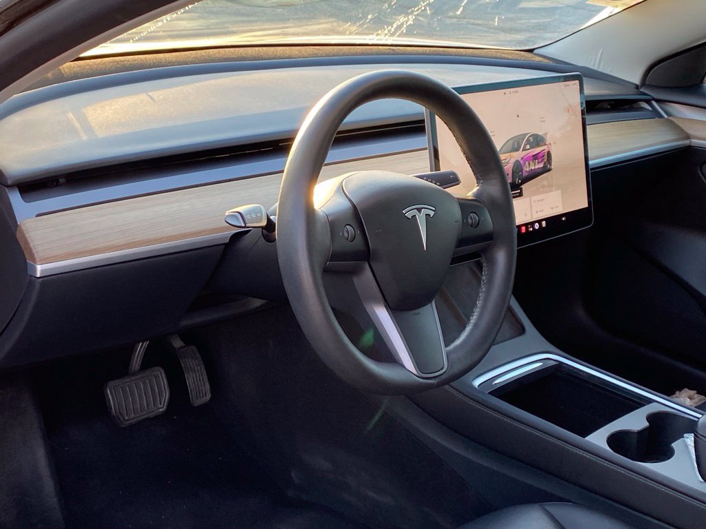 Used 2023 Tesla Model 3 Standard Range RWD image 10