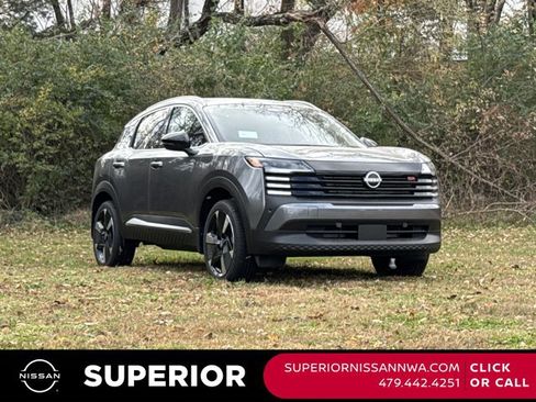 New 2026 Nissan Kicks SR w/ SR Premium Package AWD/4WD image 1
