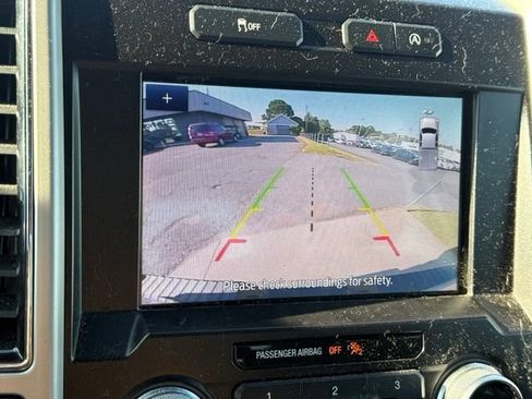 Used 2019 Ford F150 Lariat w/ Equipment Group 502A Luxury AWD/4WD image 25
