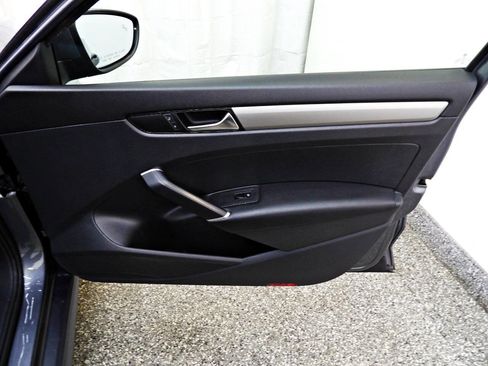 Used 2021 Volkswagen Passat 2.0T S image 11