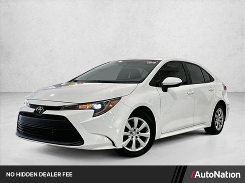 Used 2024 Toyota Corolla LE FWD image 1