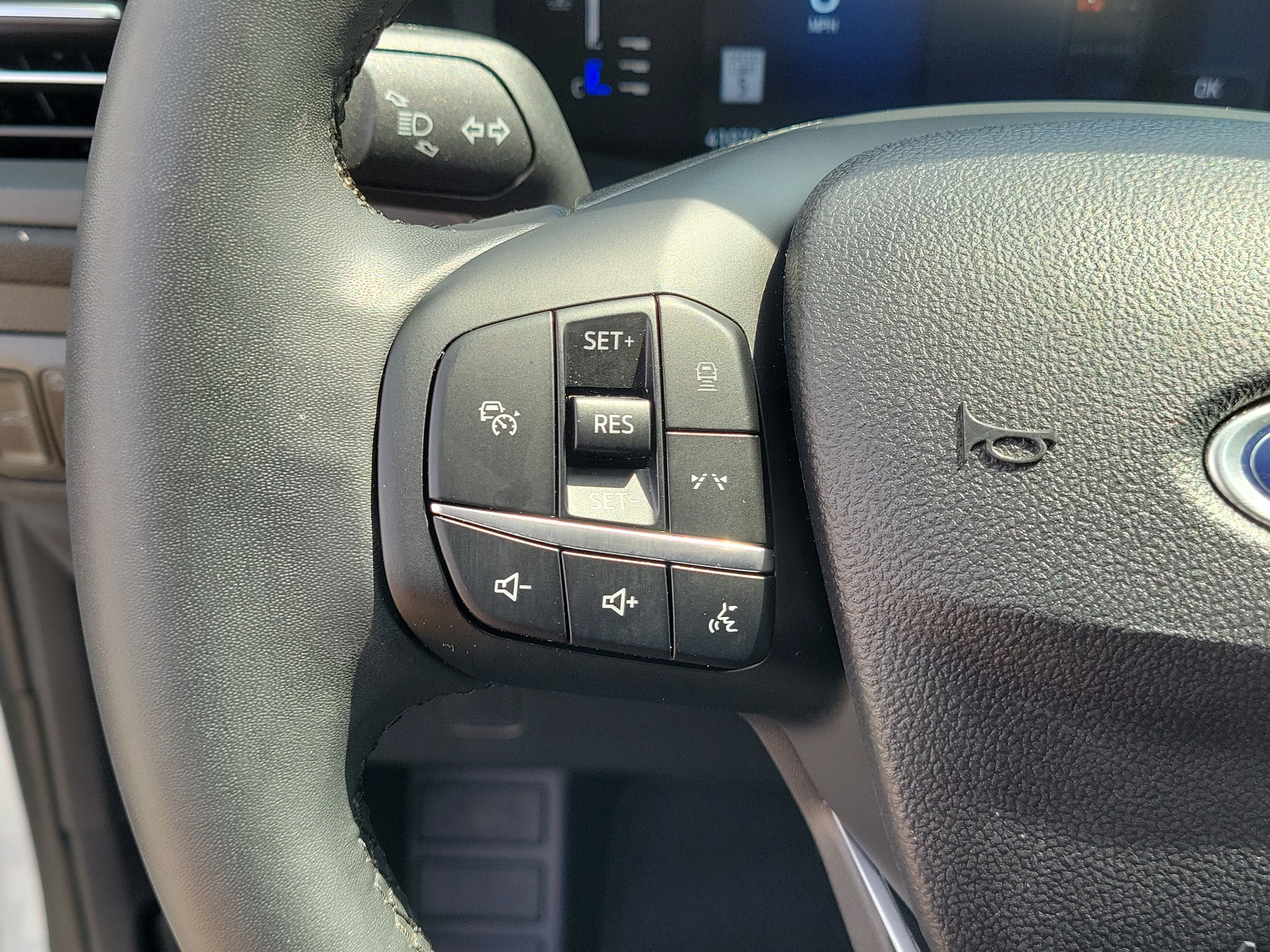 Used 2023 Ford Escape Active w/ Tech Pack #1 FWD image 23