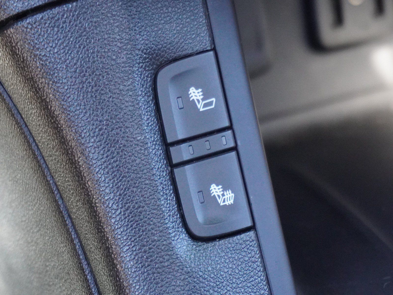 Used 2019 GMC Acadia SLT AWD/4WD image 25