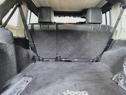 Used 2012 Jeep Wrangler Unlimited Sahara w/ Connectivity Group AWD/4WD image 24