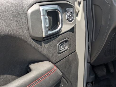 Used 2021 Jeep Wrangler Unlimited Rubicon AWD/4WD image 16
