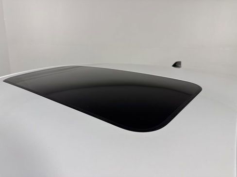 Used 2025 Honda Accord SE image 15