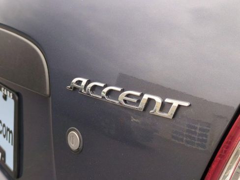 Used 2009 Hyundai Accent GLS FWD image 24