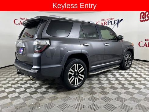 Used 2015 Toyota 4Runner SR5 image 8