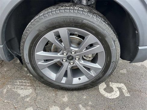 Certified 2023 Ford Explorer XLT w/ Equipment Group 202A image 11