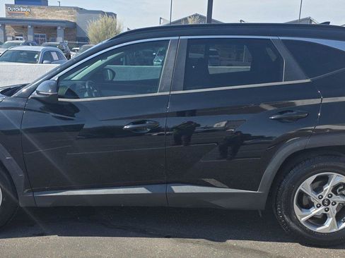 Used 2022 Hyundai Tucson SEL FWD image 8