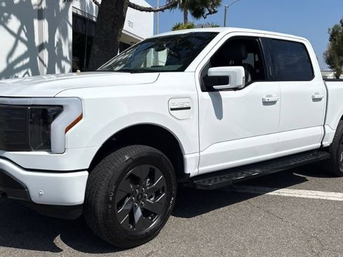 Used 2023 Ford F150 Lightning Lariat AWD/4WD image 1
