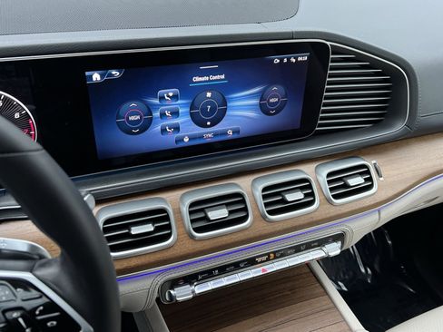 Certified 2024 Mercedes-Benz GLE 350 4MATIC image 19