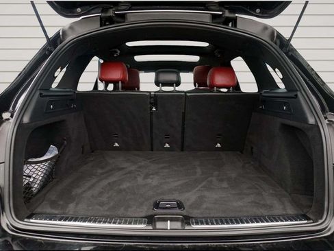 Used 2021 Mercedes-Benz GLC 300 4MATIC image 10