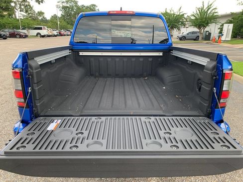 New 2026 Nissan Frontier SV w/ SV Convenience Package RWD image 6