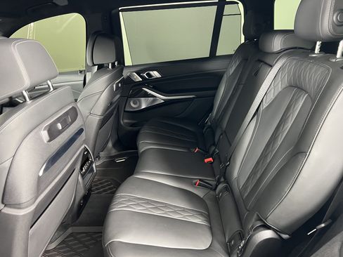 Used 2024 BMW X7 M60i w/ Executive Package AWD/4WD image 19
