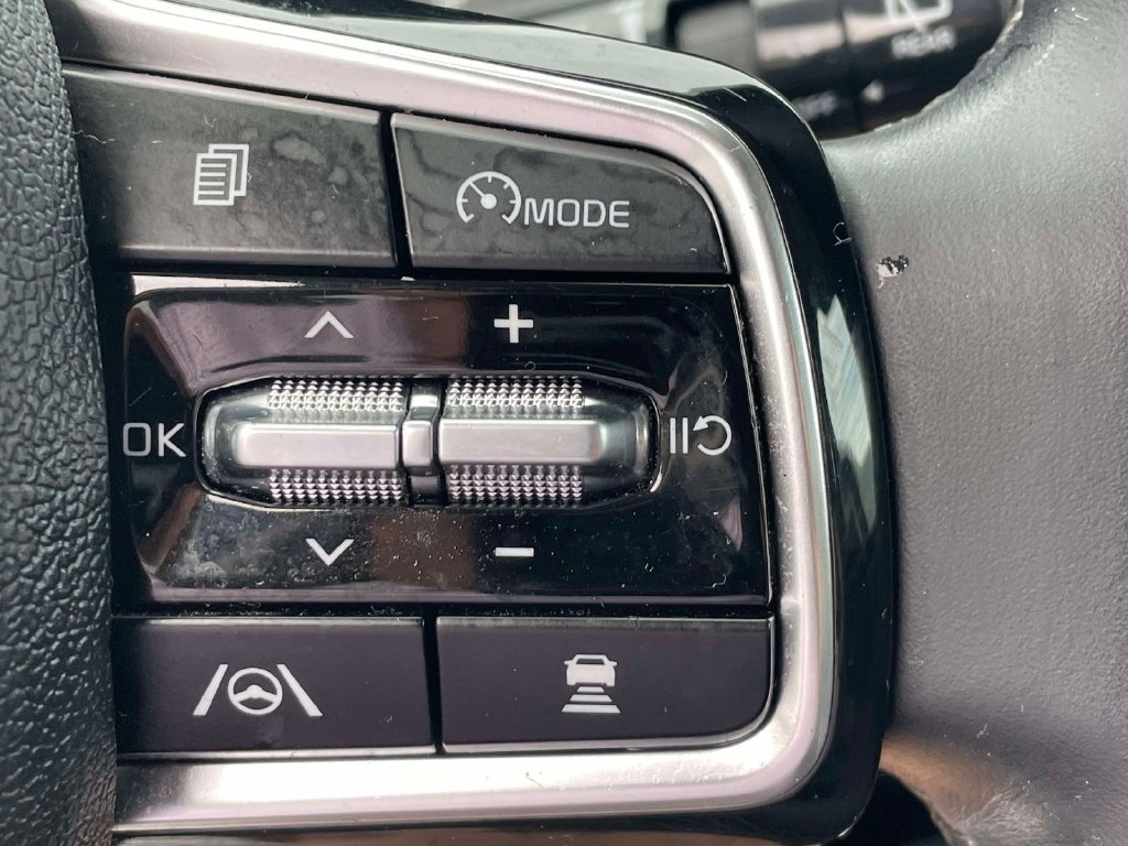 Used 2021 Kia Sorento SX AWD/4WD image 31