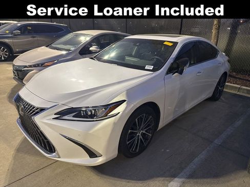 Used 2023 Lexus ES 300h 300h w/ Premium Package image 4