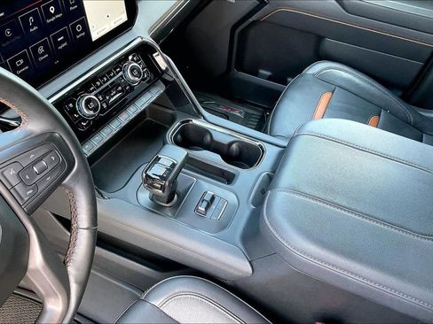 Used 2023 GMC Sierra 1500 AT4 w/ AT4 Premium Package AWD/4WD image 15
